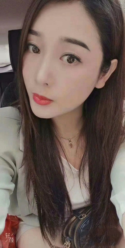 大胸美女小米渣